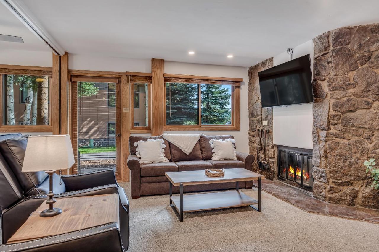 Laurelwood 102 Holiday home