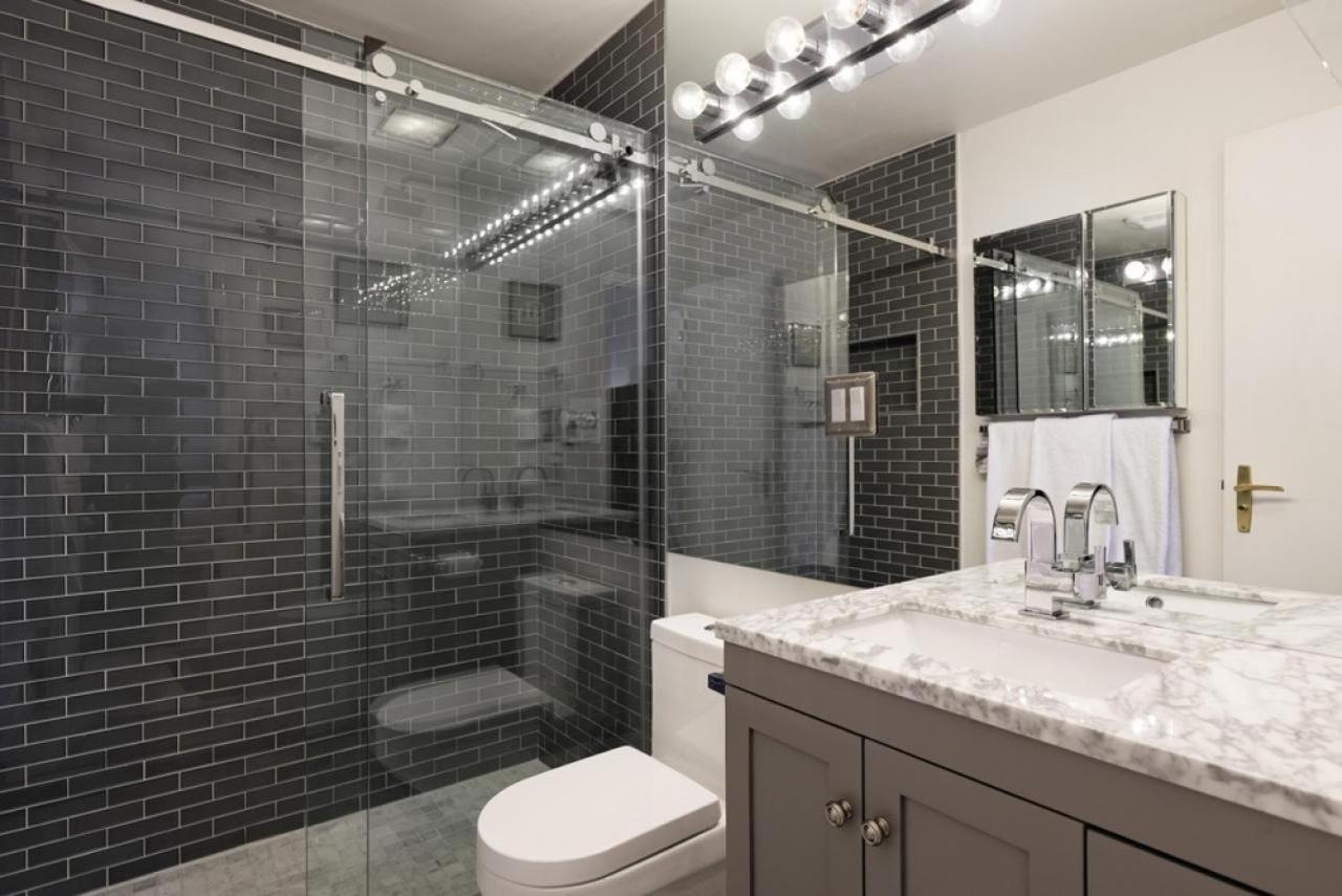Chateau Snow Unit 202, Renovated With Great Natural Light, Excellent Location *