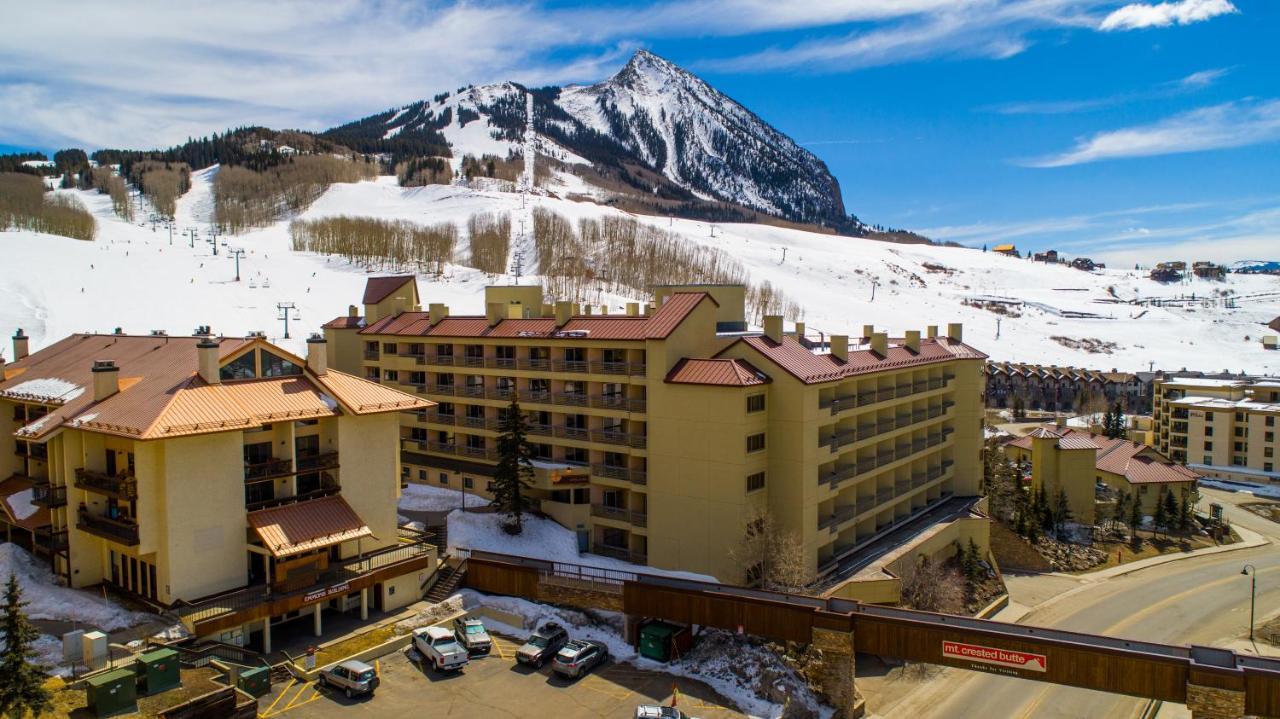 Hotel Elevation &