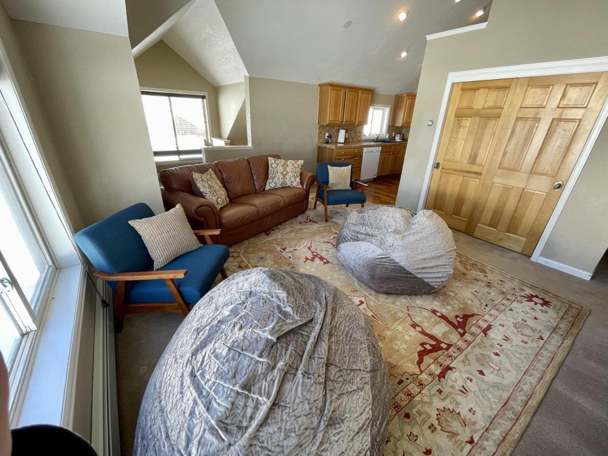 Earhart Lane * Crested Butte