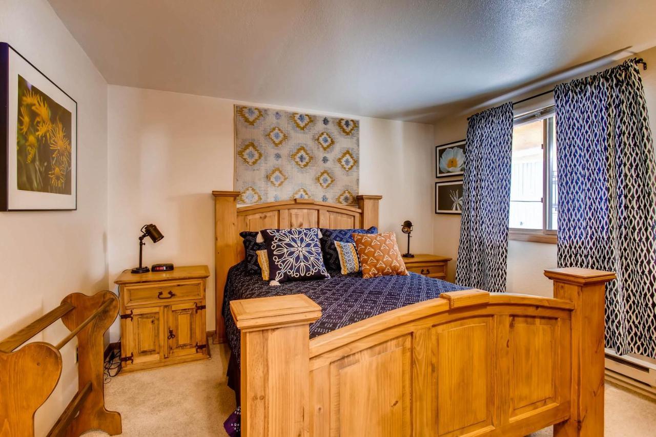 Mountain Views From Plaza - Sleeps 6 Apartment Crested Butte