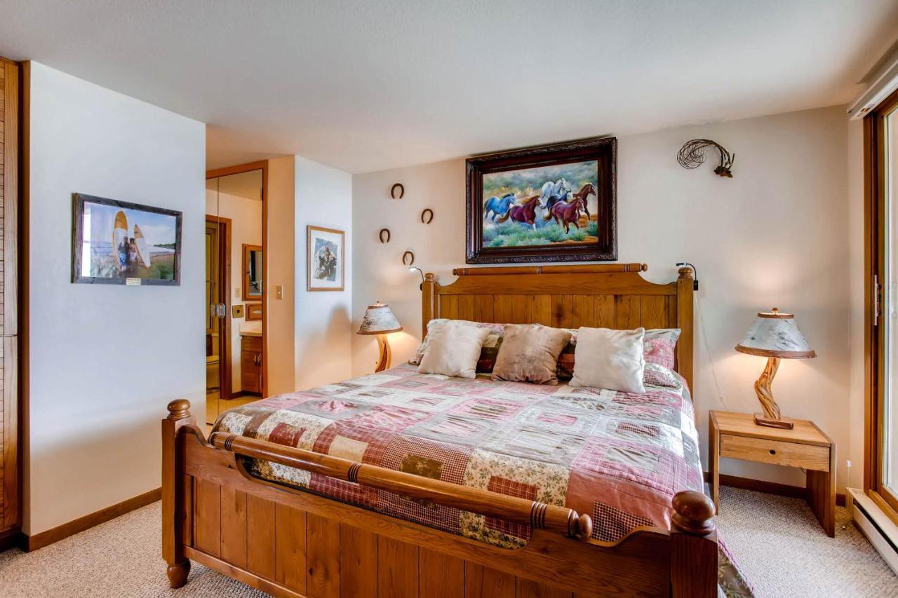 View Of Silver Queen Lift 2 Bedroom Apartment Crested Butte