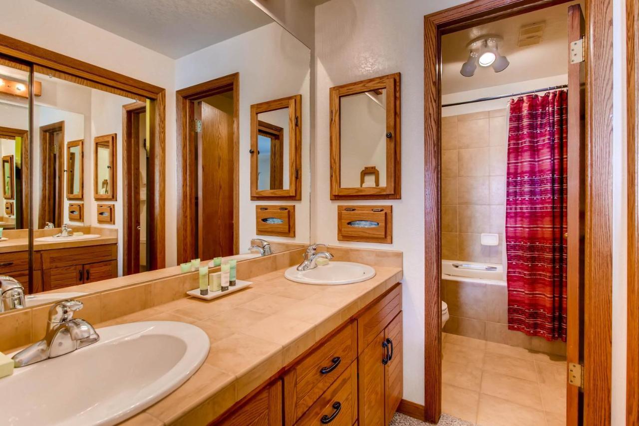 Apartment Plaza 3pk 2br 2bth Pz641 Crested Butte