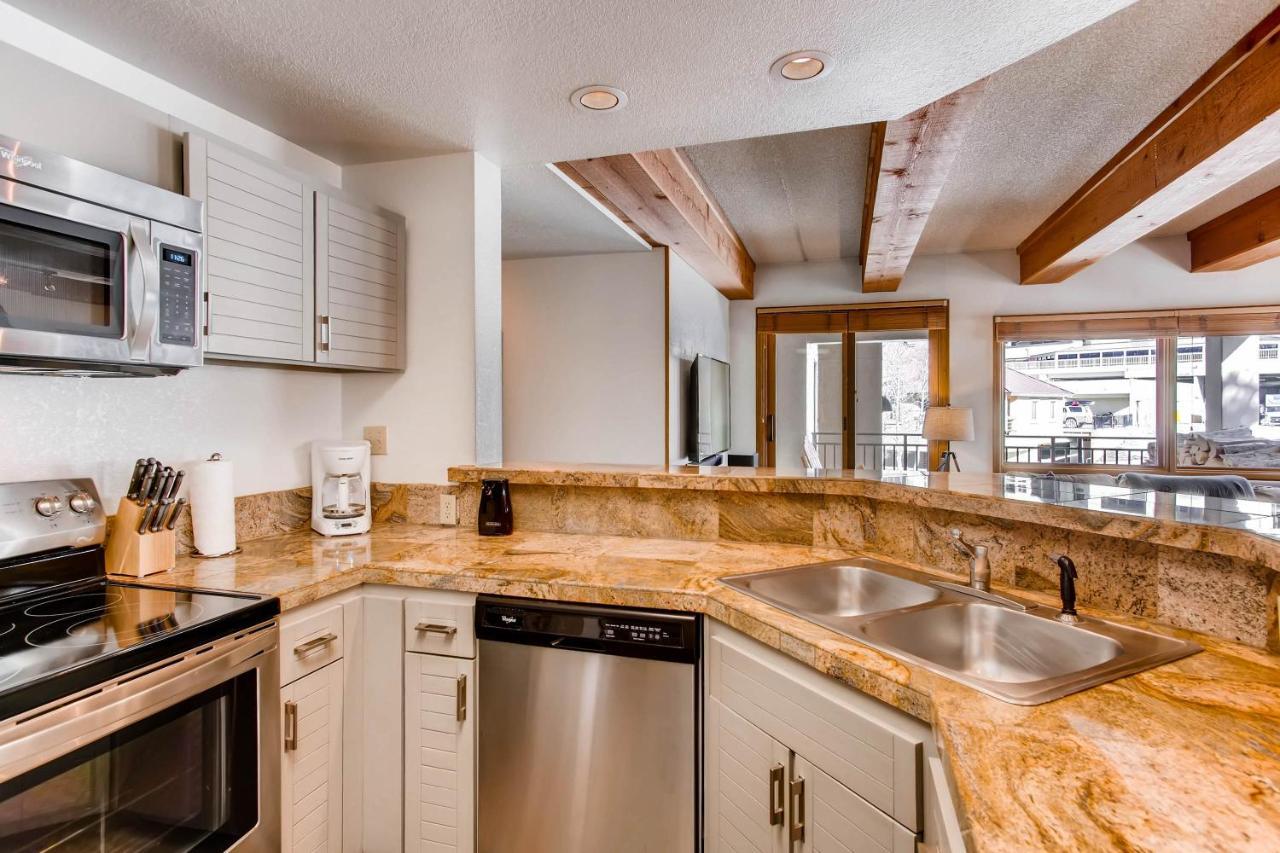 Elegantly Styled Plaza * Crested Butte