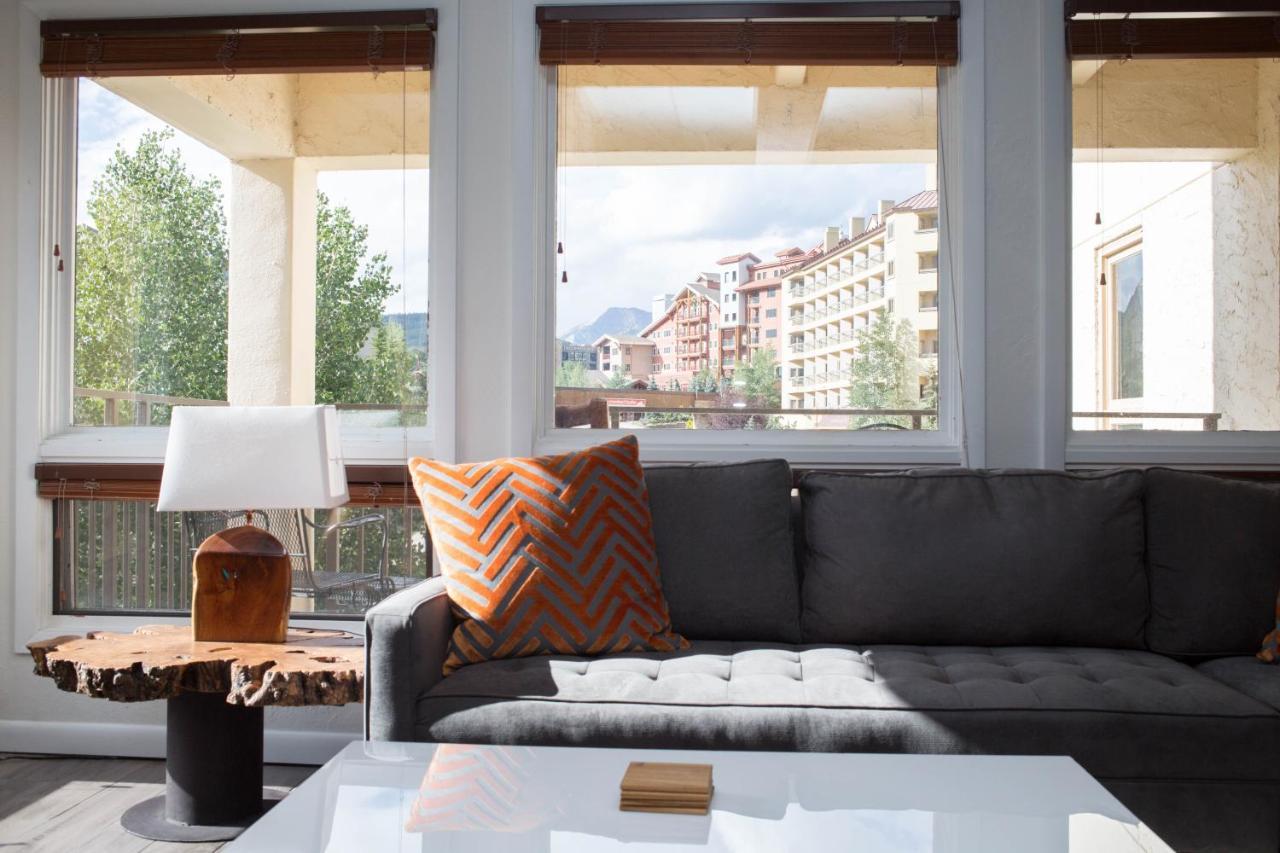 Mountain-modern 3 Bedroom Apartment *
