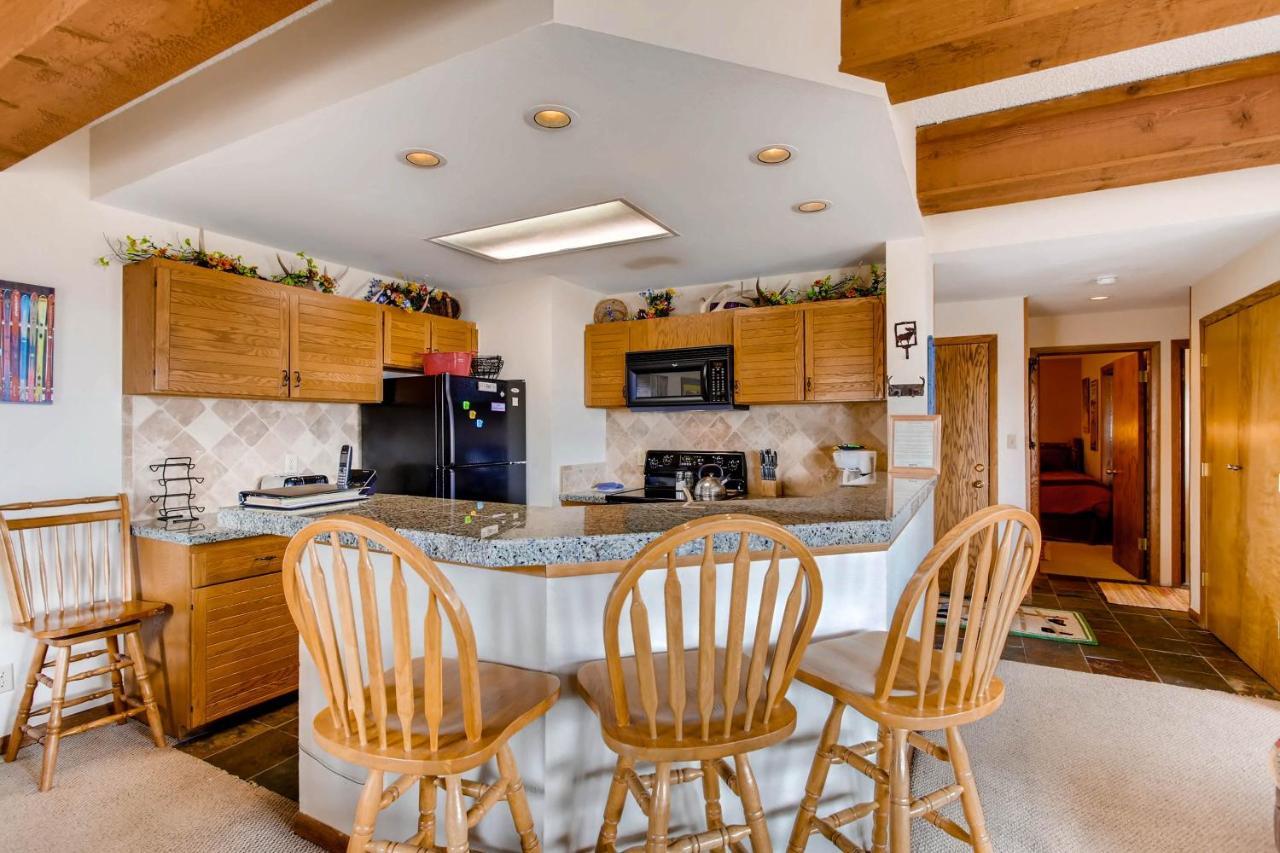 Rustic 3 Bedroom *