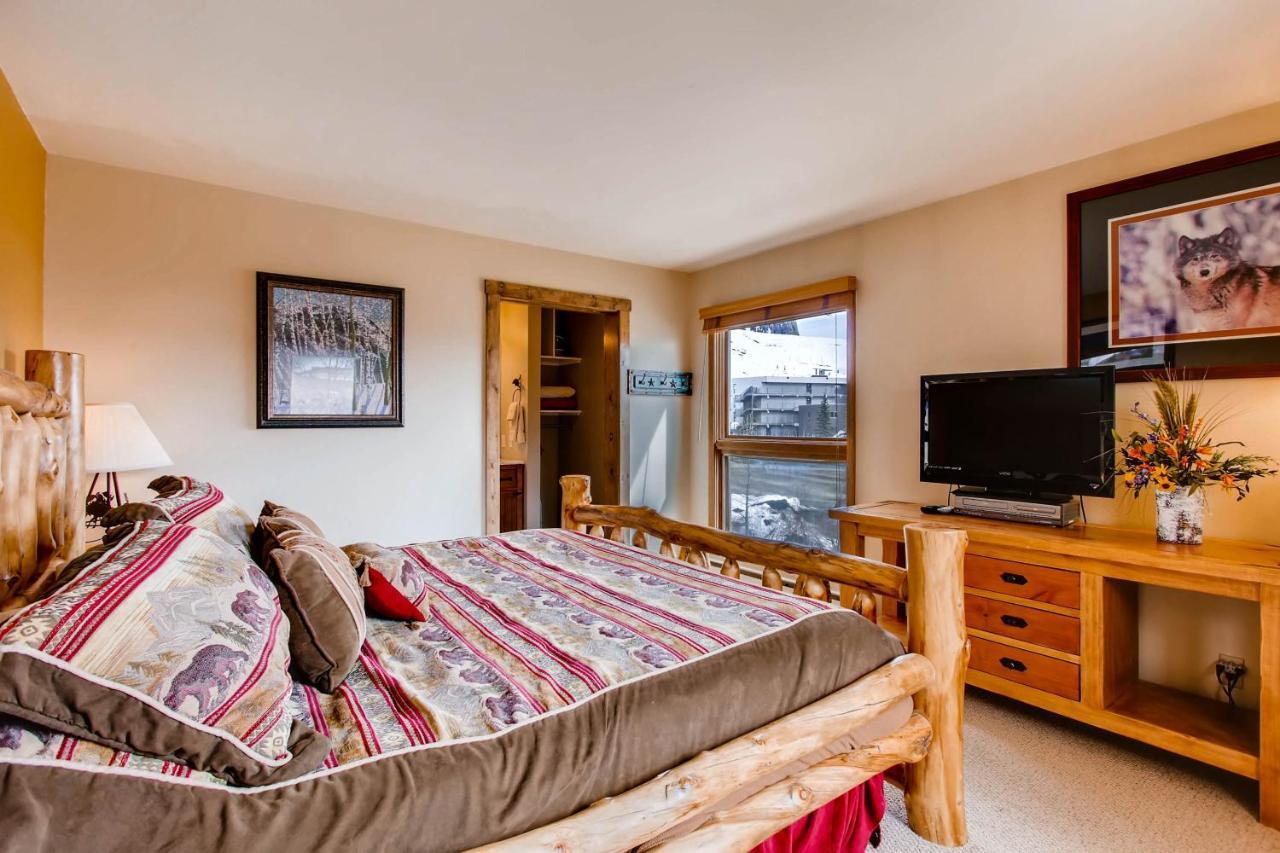 Rustic 3 Bedroom Apartment