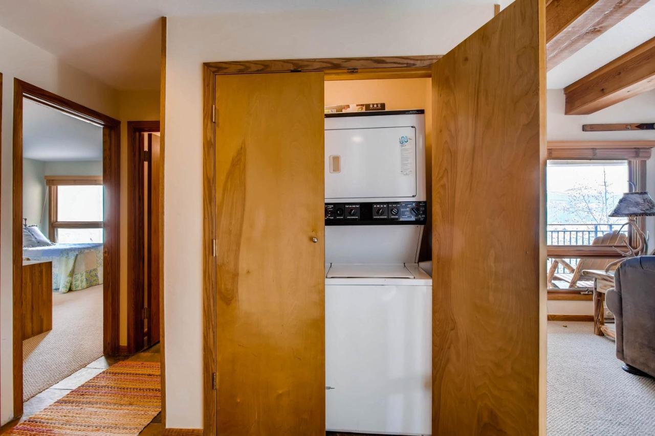 Rustic 3 Bedroom Apartment