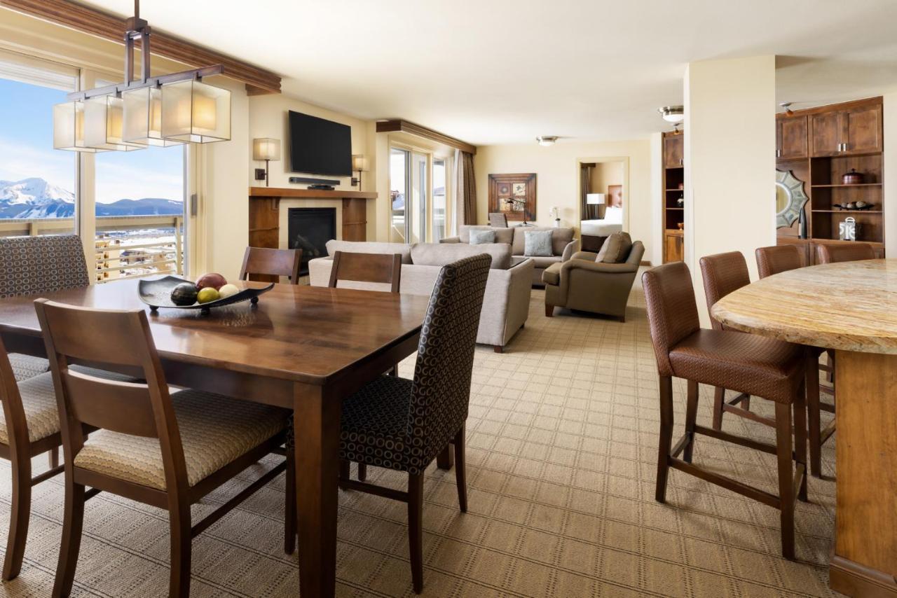 Elevation & Hotel Crested Butte