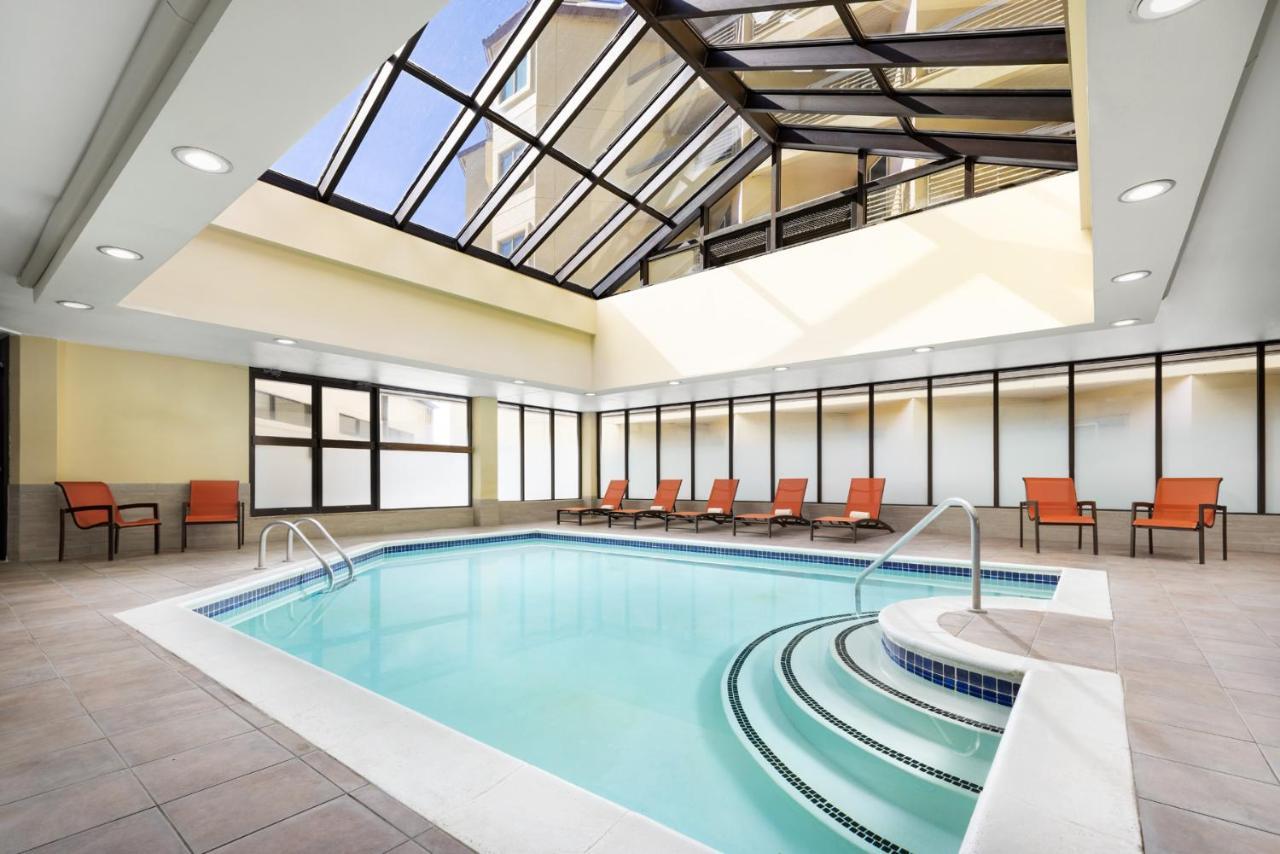 Elevation & Hotel 4*