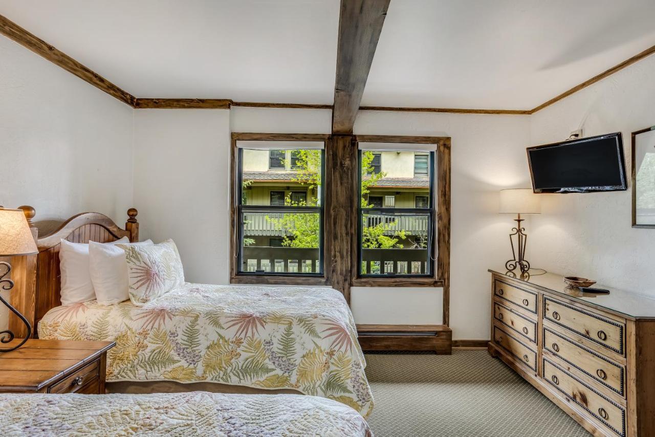 Interlude 2-bedroom Unit 205 Holiday home