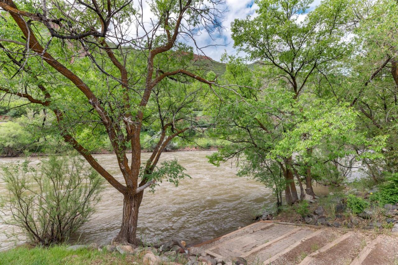 Comfort & On The River 3* Glenwood Springs