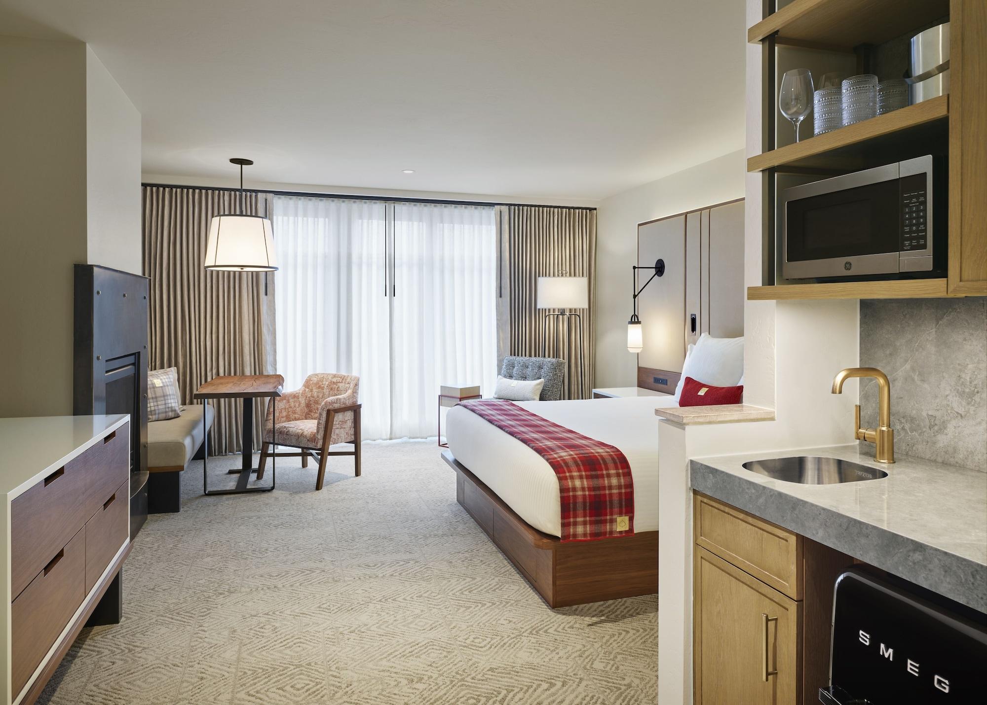 Limelight Hotel 4*