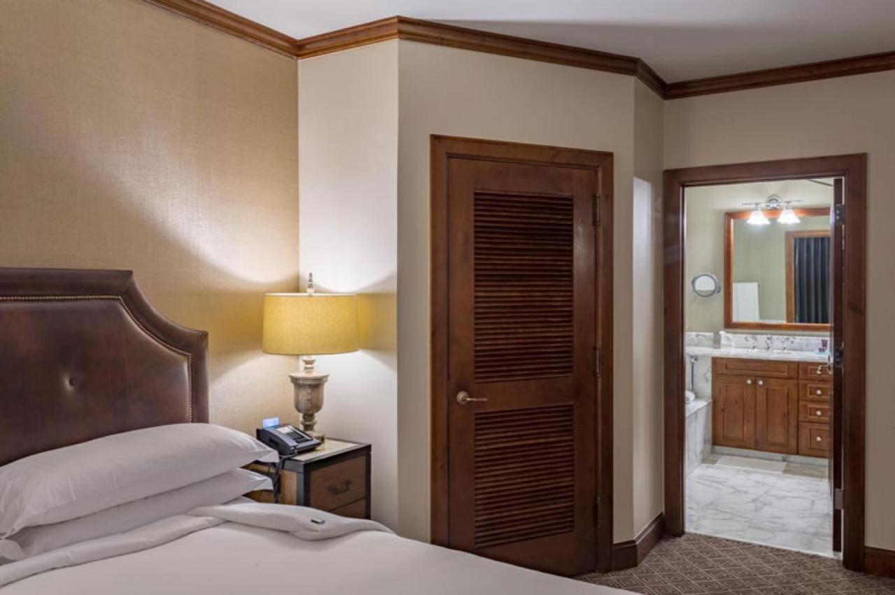 The Ritz-carlton, Ski-in/ski-out 3br In Highlands W/ Ski/mall View 8210 Holiday home