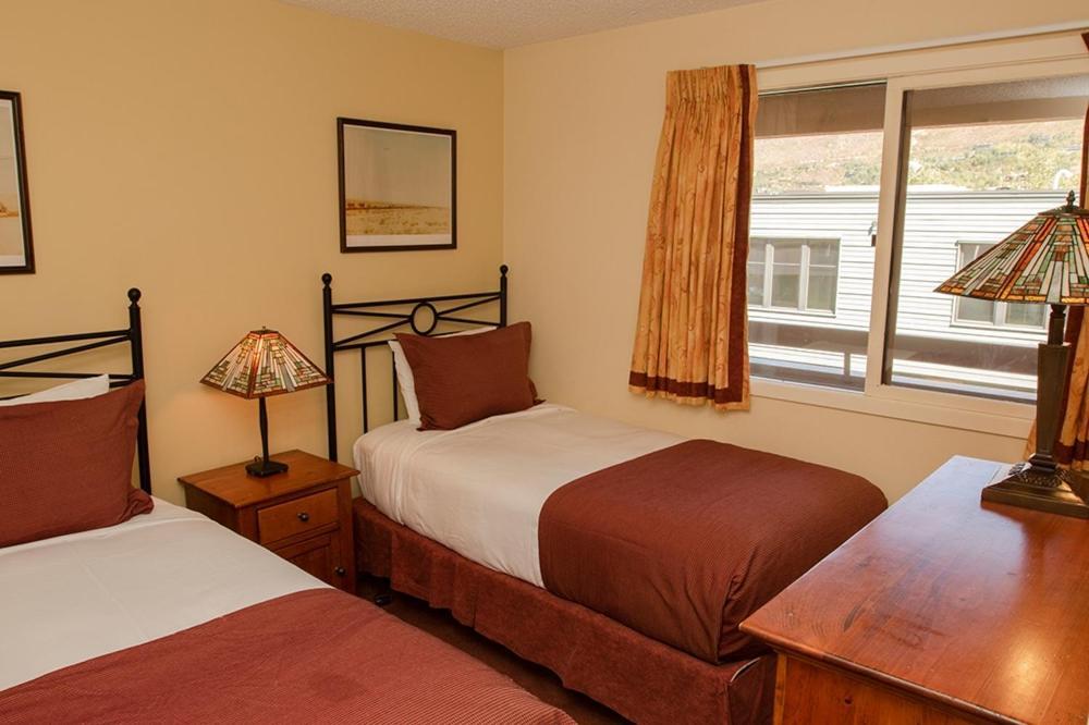 Concept 600 Unit 308, Convenient Downtown Location, Private Deck, And Fireplace Holiday home Aspen