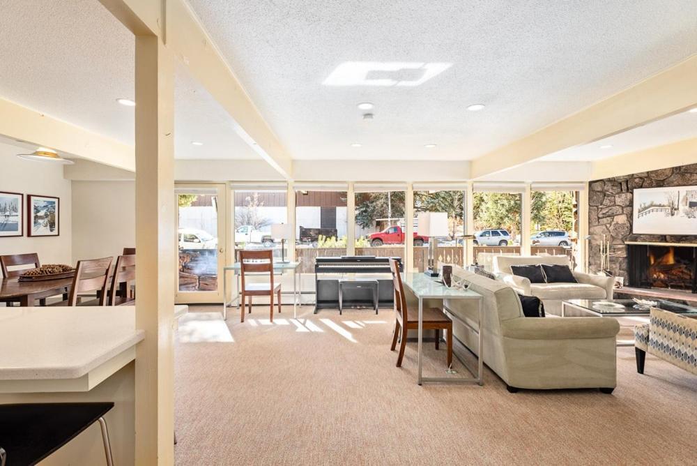 118 E. Bleeker Street Lower Level, Large Lower-level In Duplex With Private Deck * Aspen