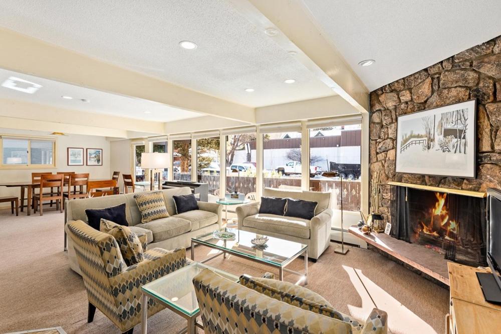 Holiday home 118 E. Bleeker Street Lower Level, Large Lower-level In Duplex With Private Deck *