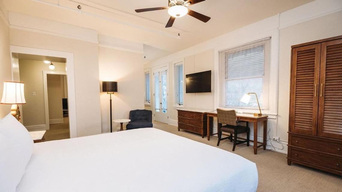 Hotel Colorado 3*