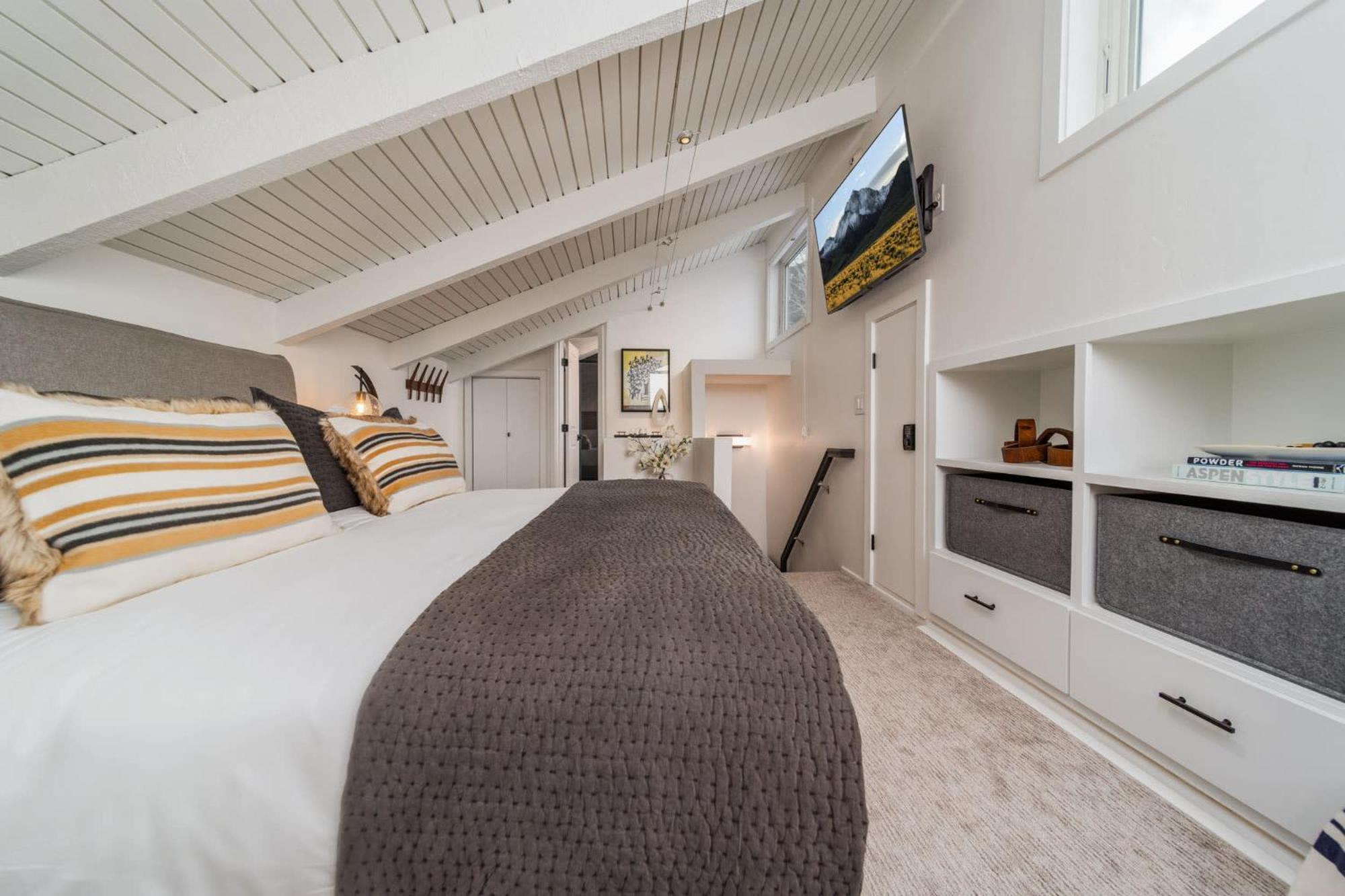 Apartment New Listing Just Renovated 3br 3ba Snowmass Village