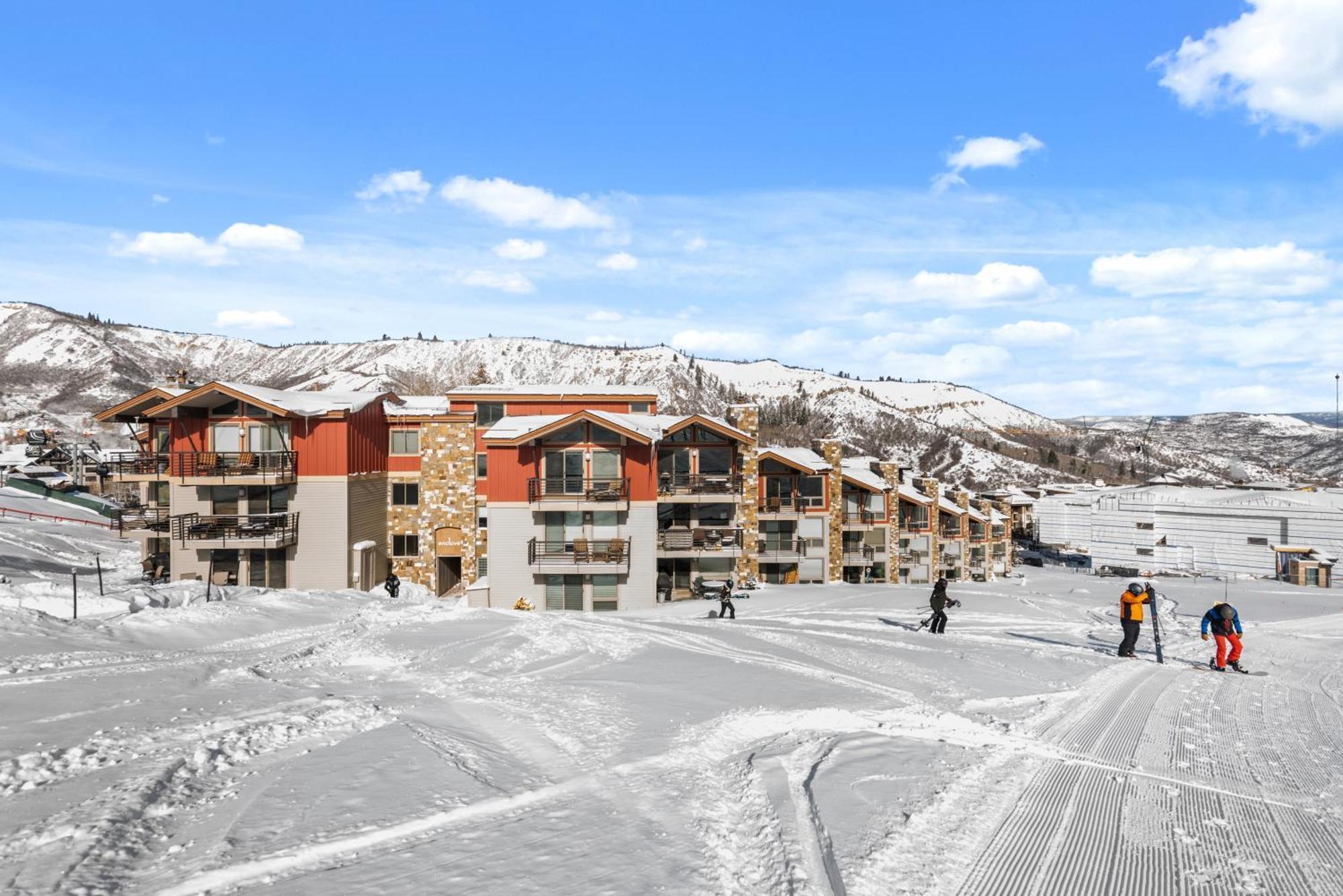 Enclave 308, Snowmass Ski-in/ski-out W/shared Pool/hot Tub