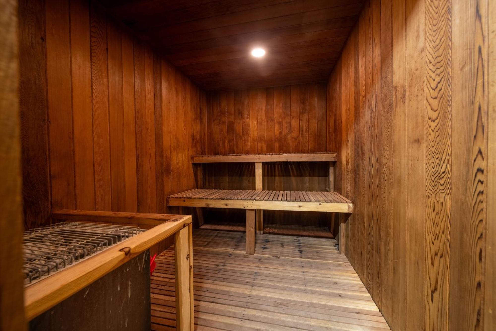 New Listing Just Renovated 3br 3ba Apartment Snowmass Village