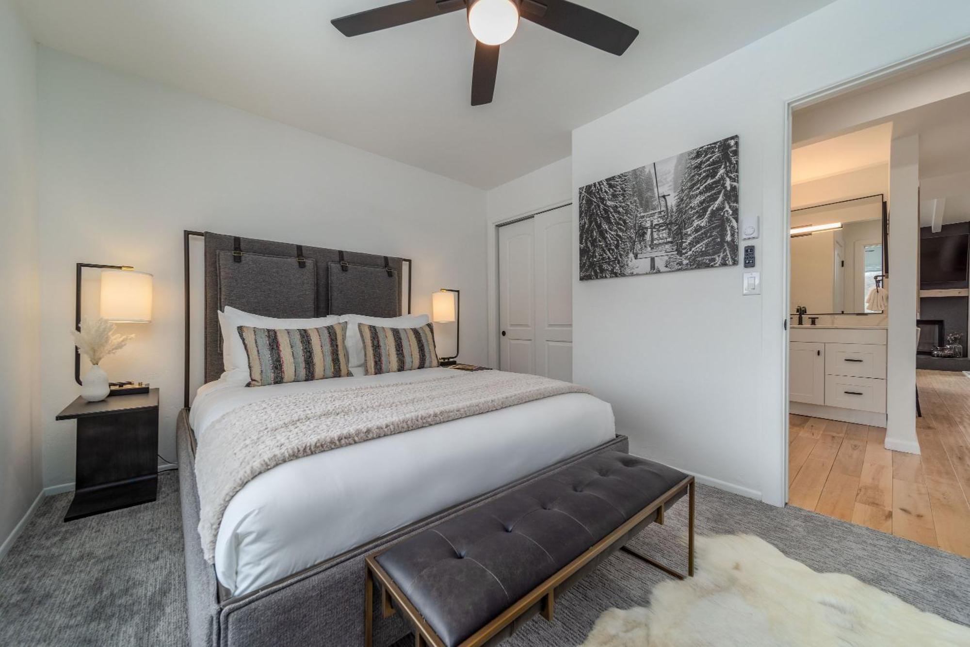 New Listing Just Renovated 3br 3ba Apartment *