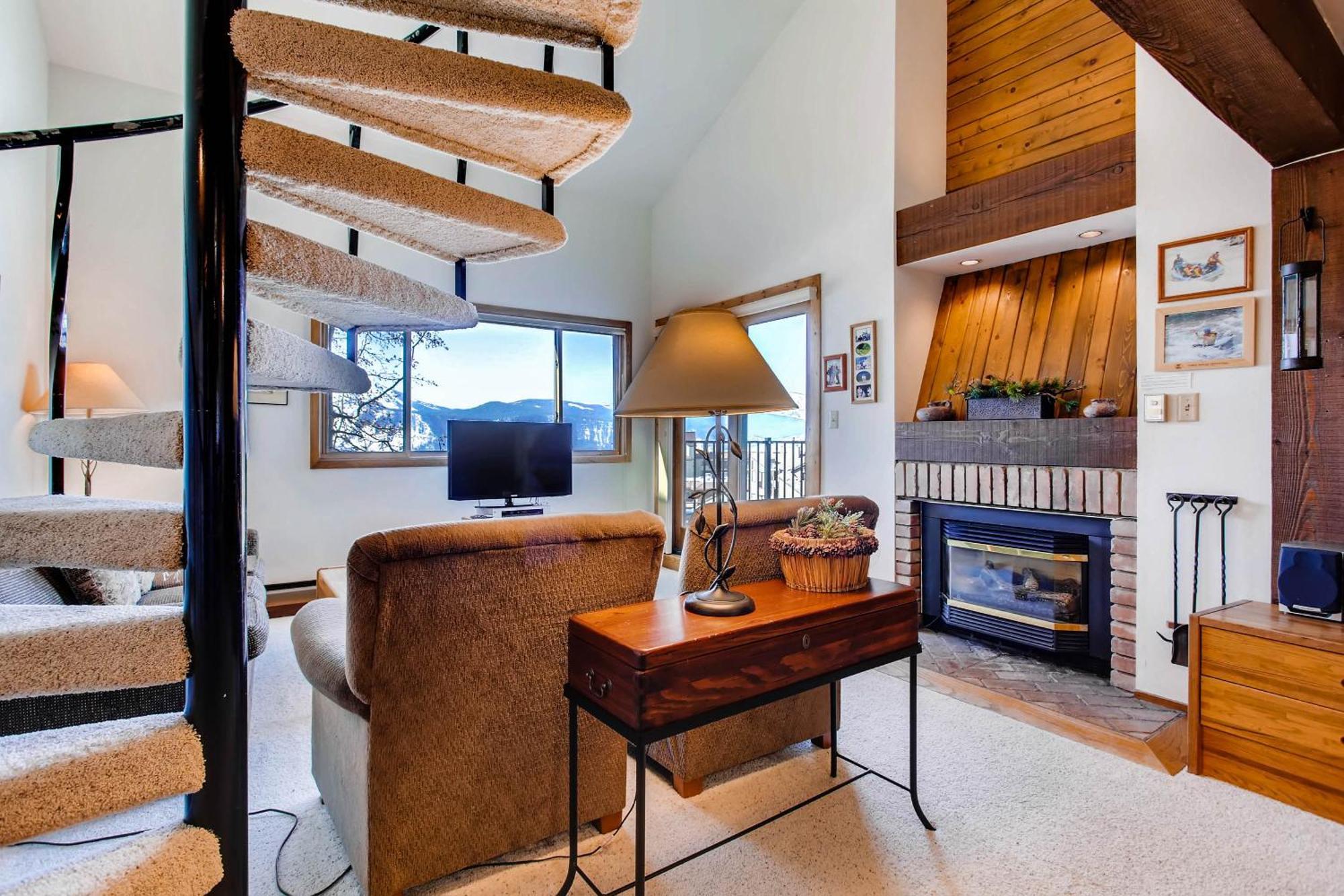 Resort The Plaza By Crested Butte Mountain 3*