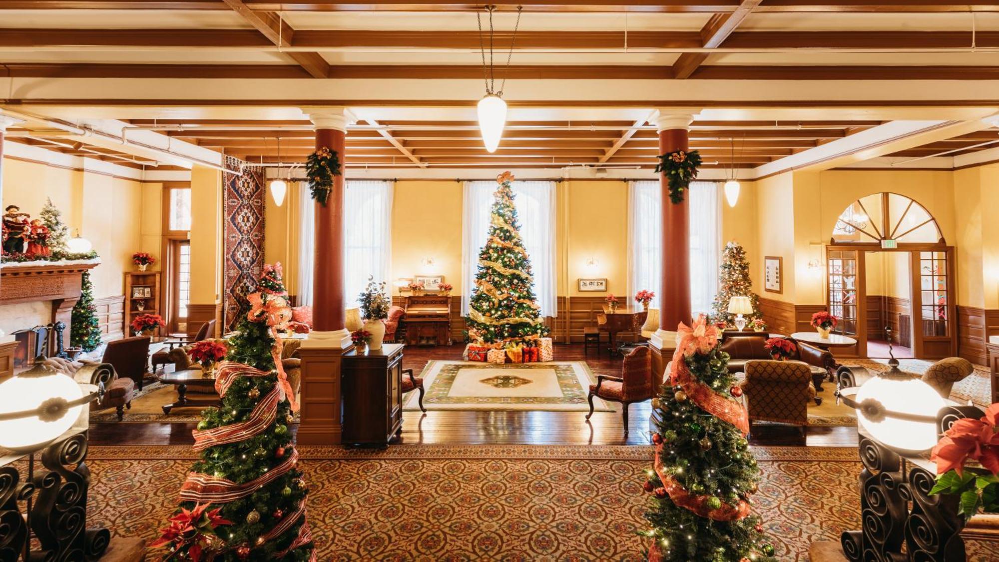 Colorado Hotel 3*