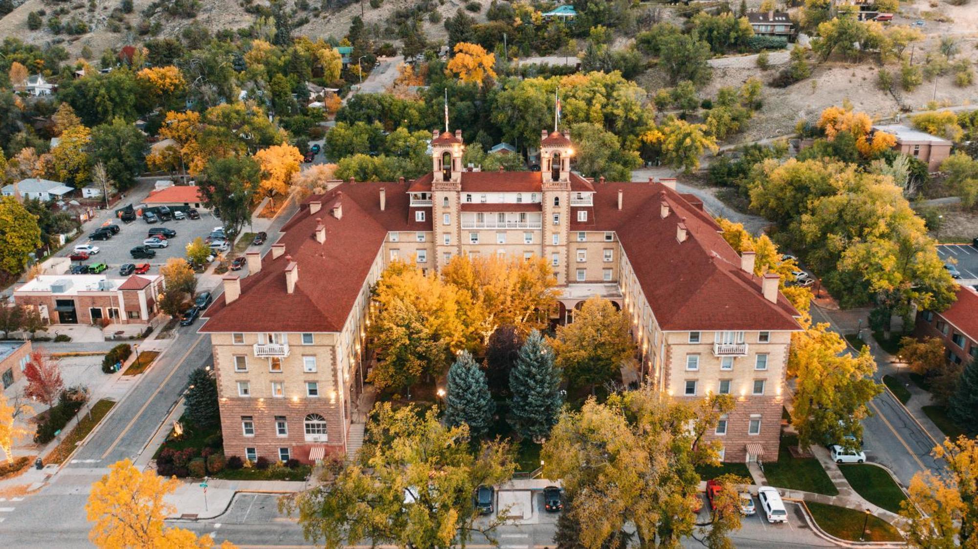 Colorado Hotel 3*