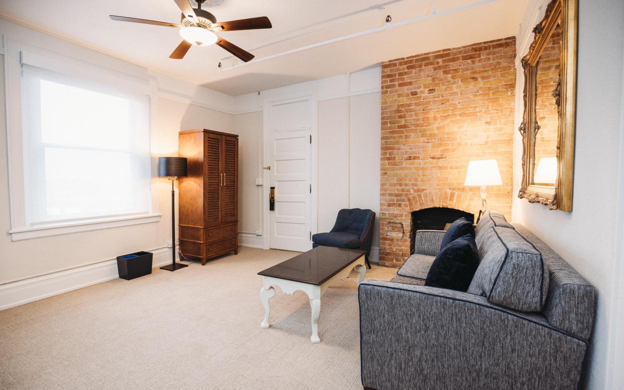 Colorado Hotel 3*