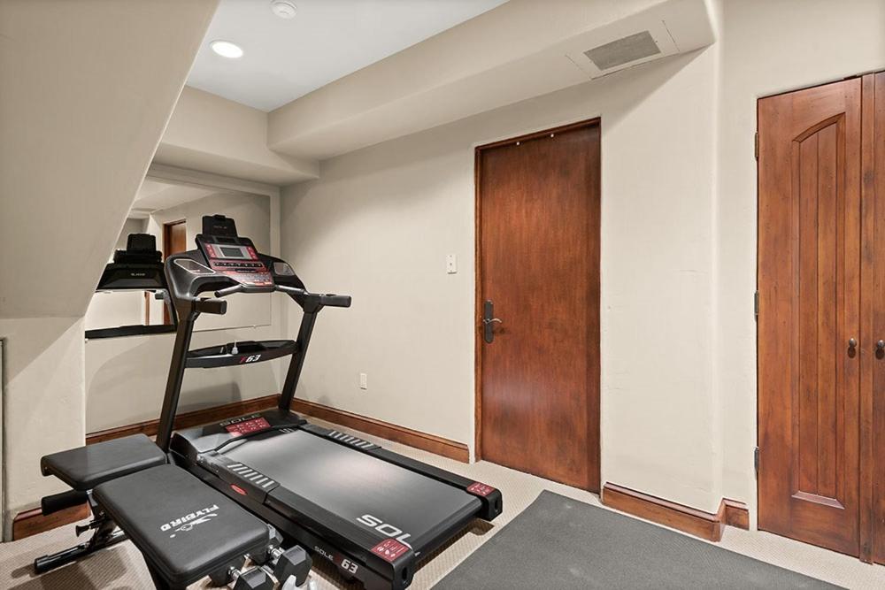 Holiday home 315 Park Avenue, Luxury Townhouse With River Views In *
