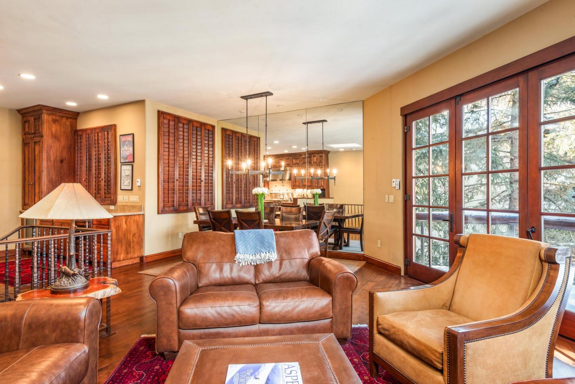 315 Park Avenue, Luxury Townhouse With River Views In Holiday home *