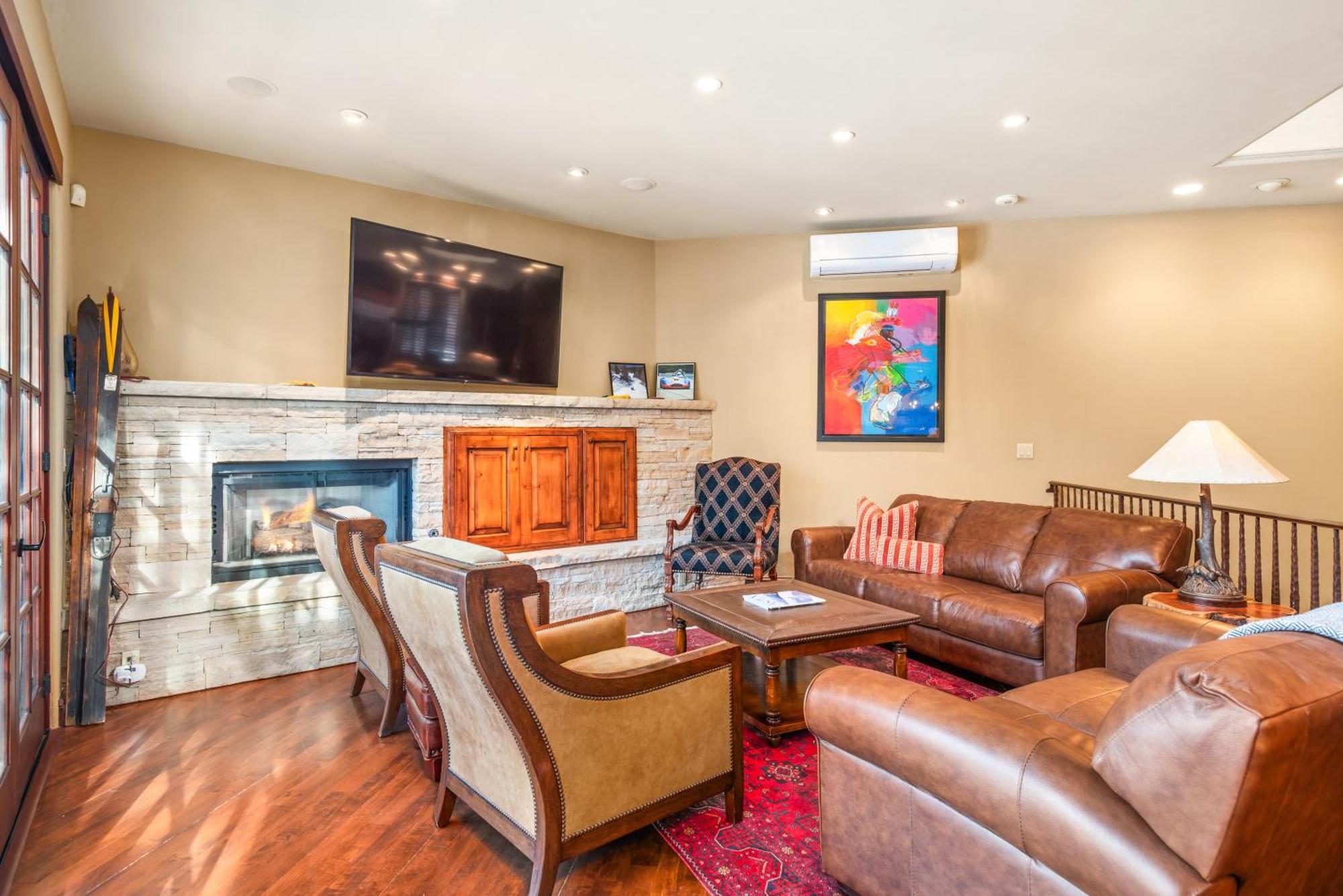 315 Park Avenue, Luxury Townhouse With River Views In Holiday home *