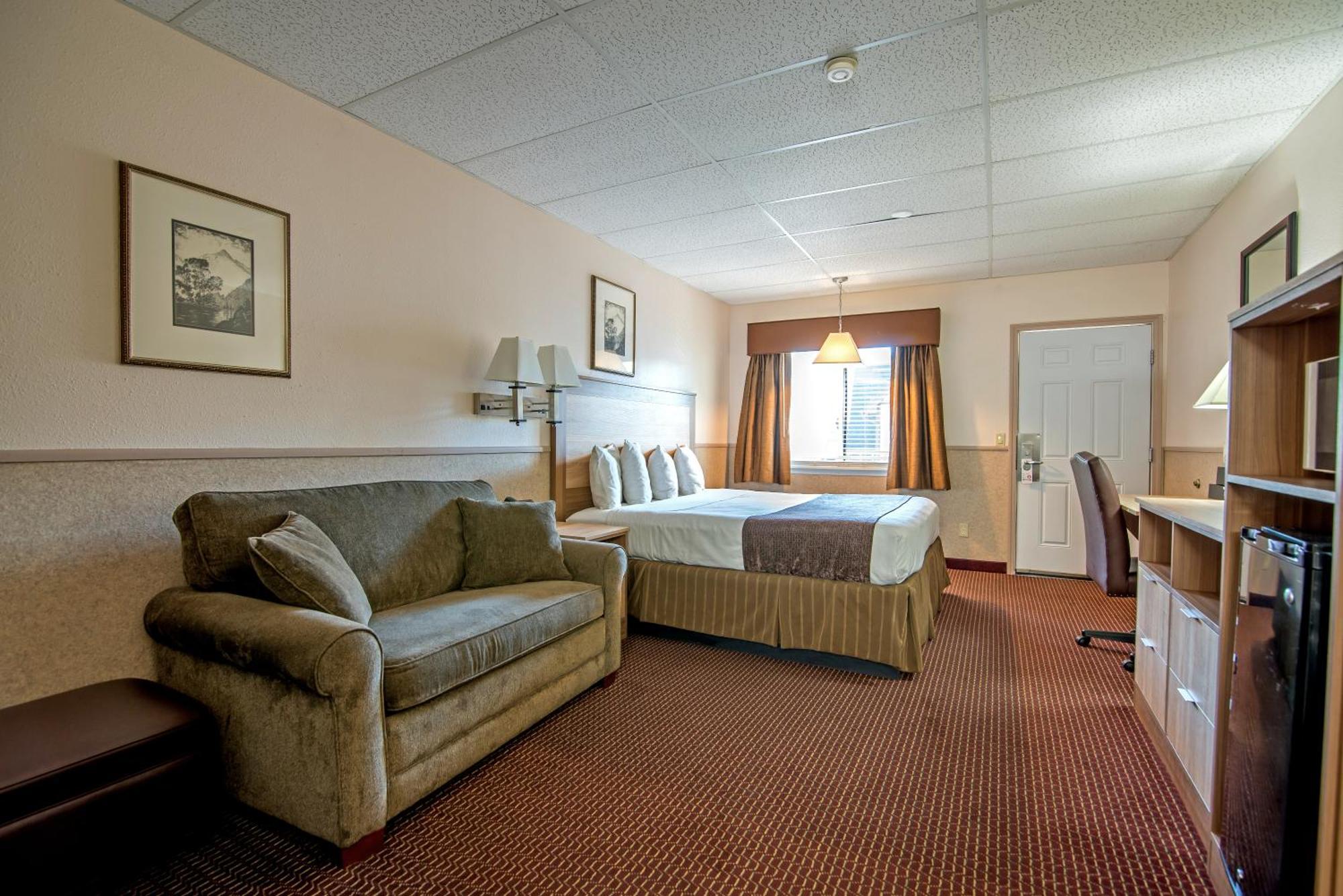 Silver Spruce Motel