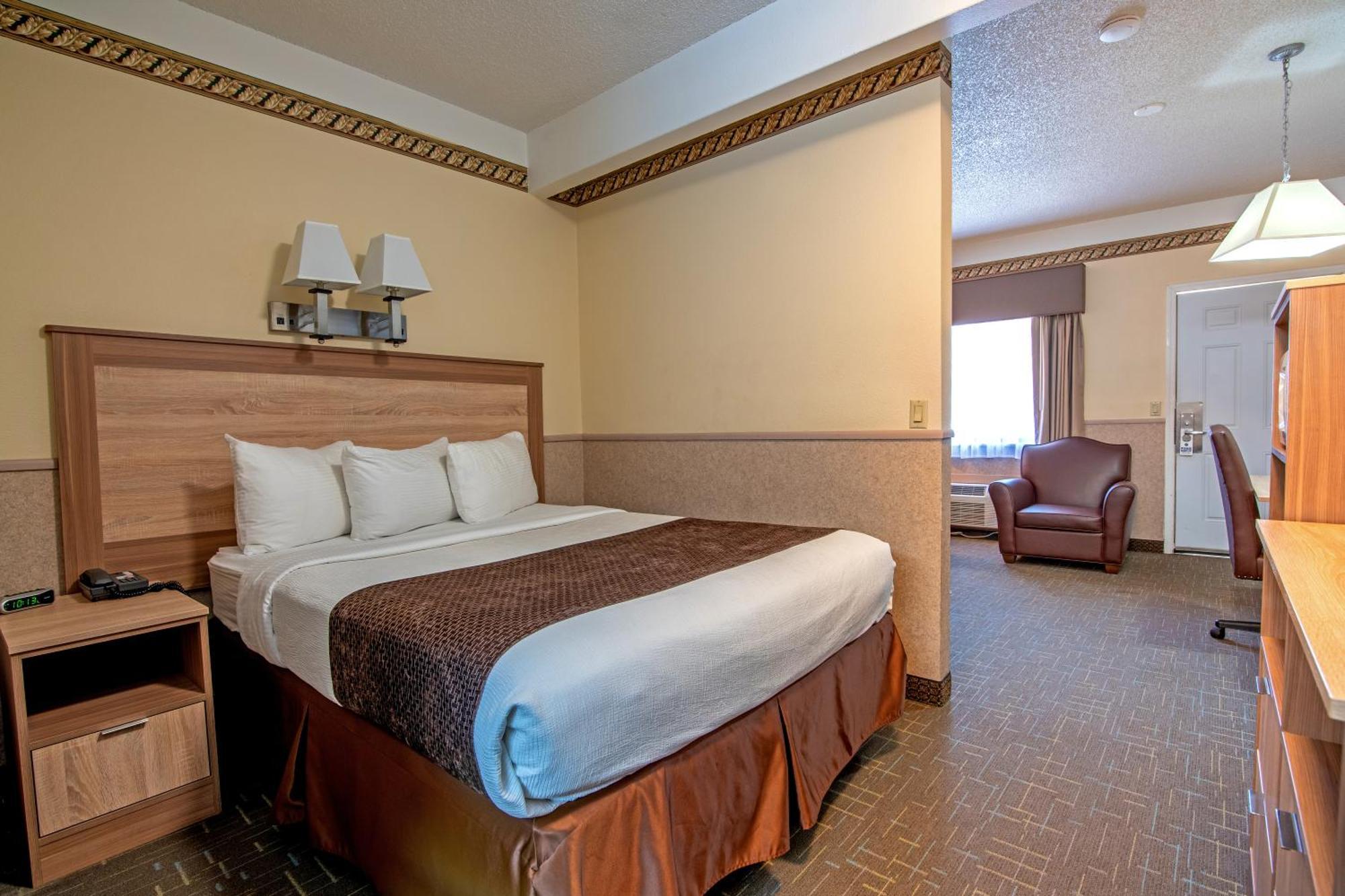 Silver Spruce Motel 2*