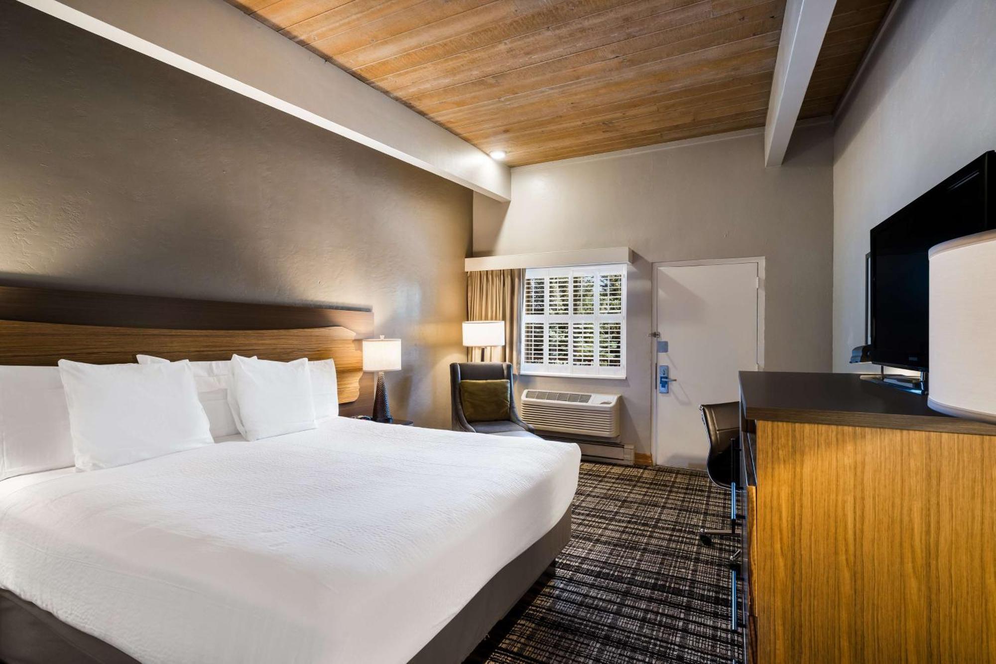 Hotel Western Antlers At 3*