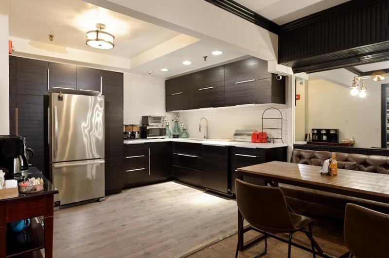 Independence Square 203, Stunning W/ Great Views Of Downtown Aparthotel Aspen