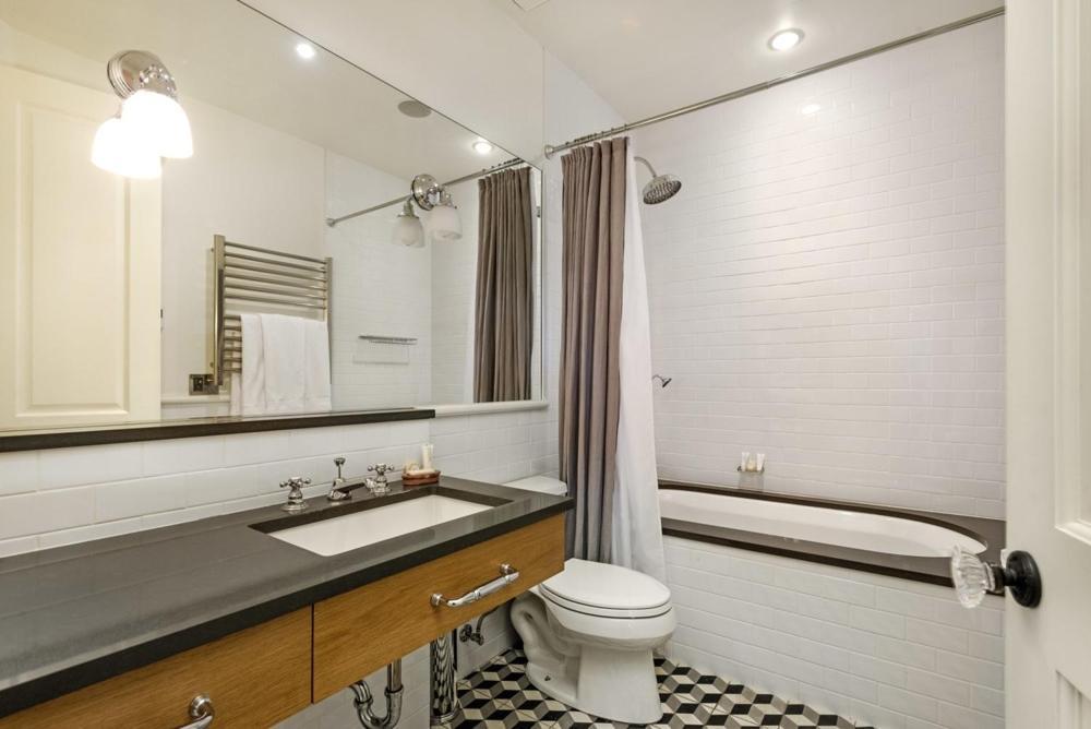 Independence Square 203, Stunning W/ Great Views Of Downtown * Aspen