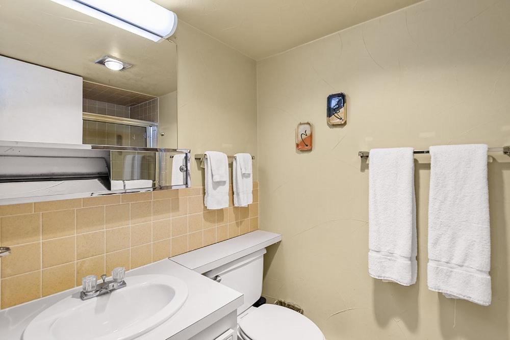 Chateau Roaring Fork Unit 29, Sunny, Corner With River Views * Aspen