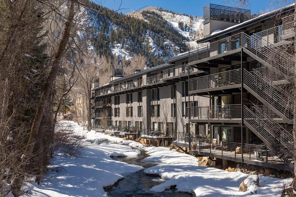 Holiday home Chateau Roaring Fork Unit 29, Sunny, Corner With River Views *