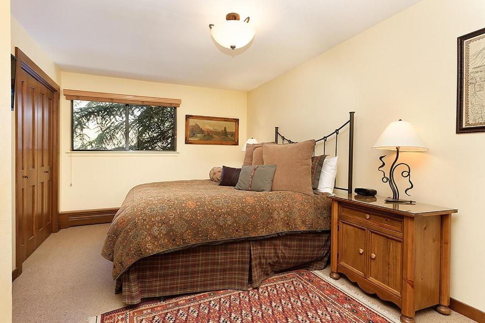 Townhouse East Unit 4, Townhouse In Downtown With Private Balcony
