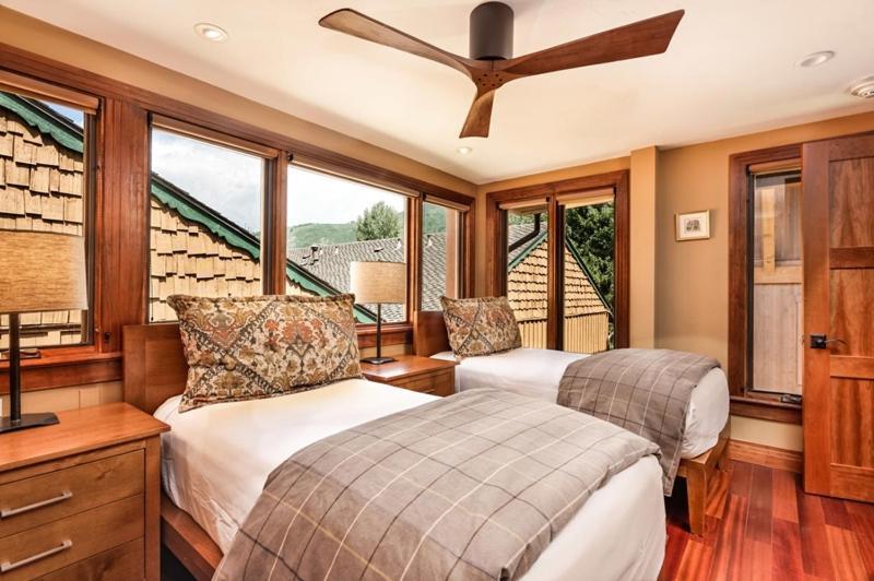 Holiday home Fasching Haus Unit 10, Townhouse W/ Private Deck, Great Views, 2 Blocks To Downtown *