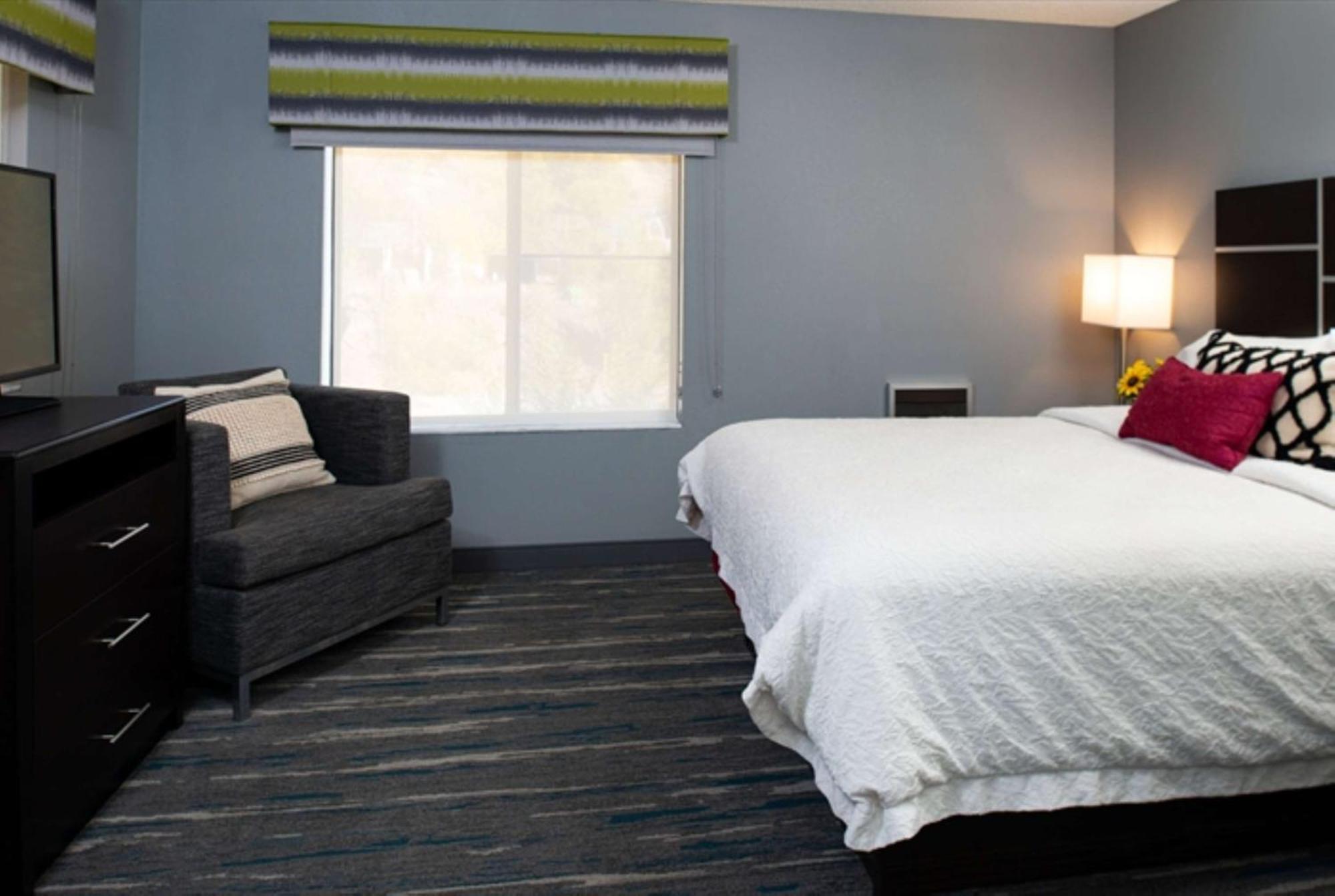 Hampton Hotel 3*