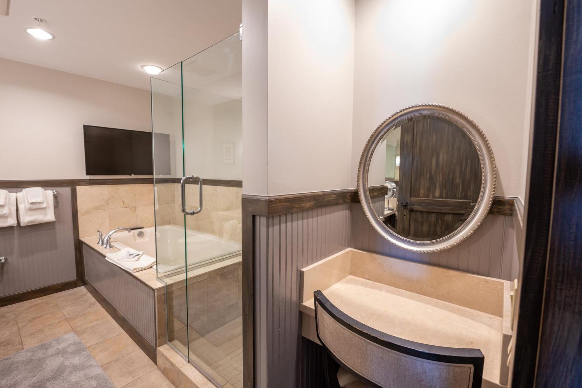 The At Mountaineer Square 4* Mount Crested Butte
