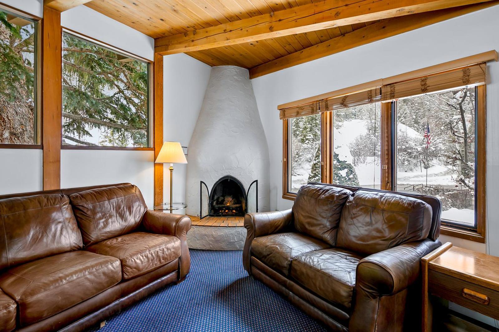 St Moritz And Lodge Aspen