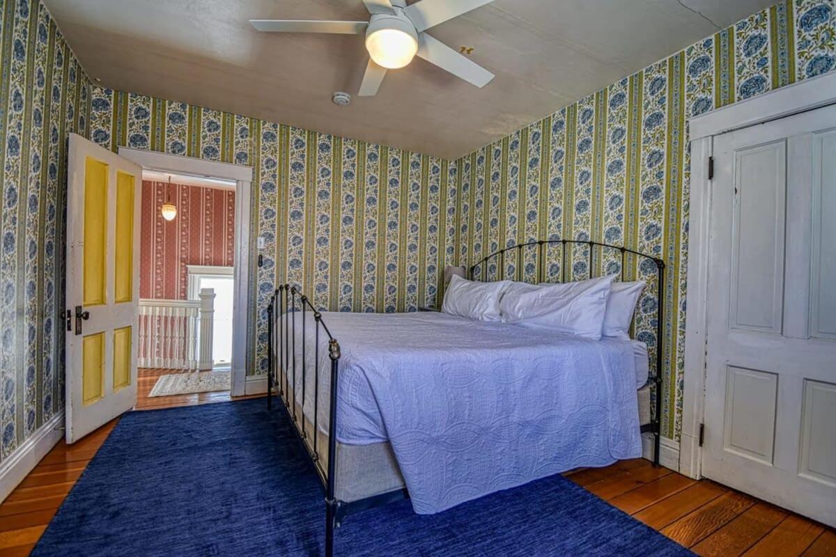 Alpine Retreat Beautiful Victorian 4bd