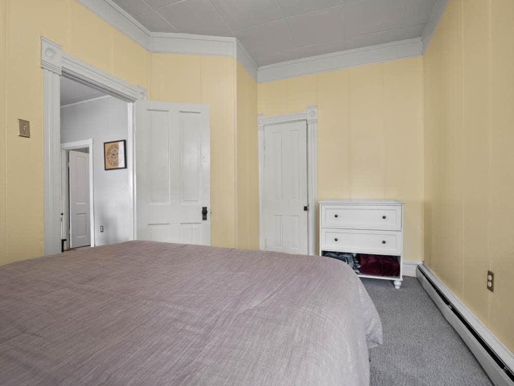 Holiday home The Zinnia Victorian Charm With Mountain Views *