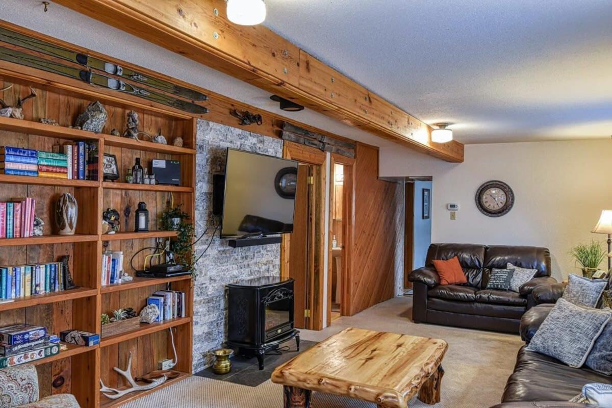 Hen House A Cozy Victorian Escape Holiday home Leadville