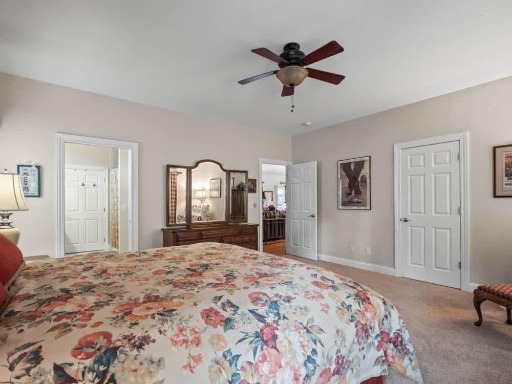 New Listing Peaceful 4bd In The Woods Holiday home *