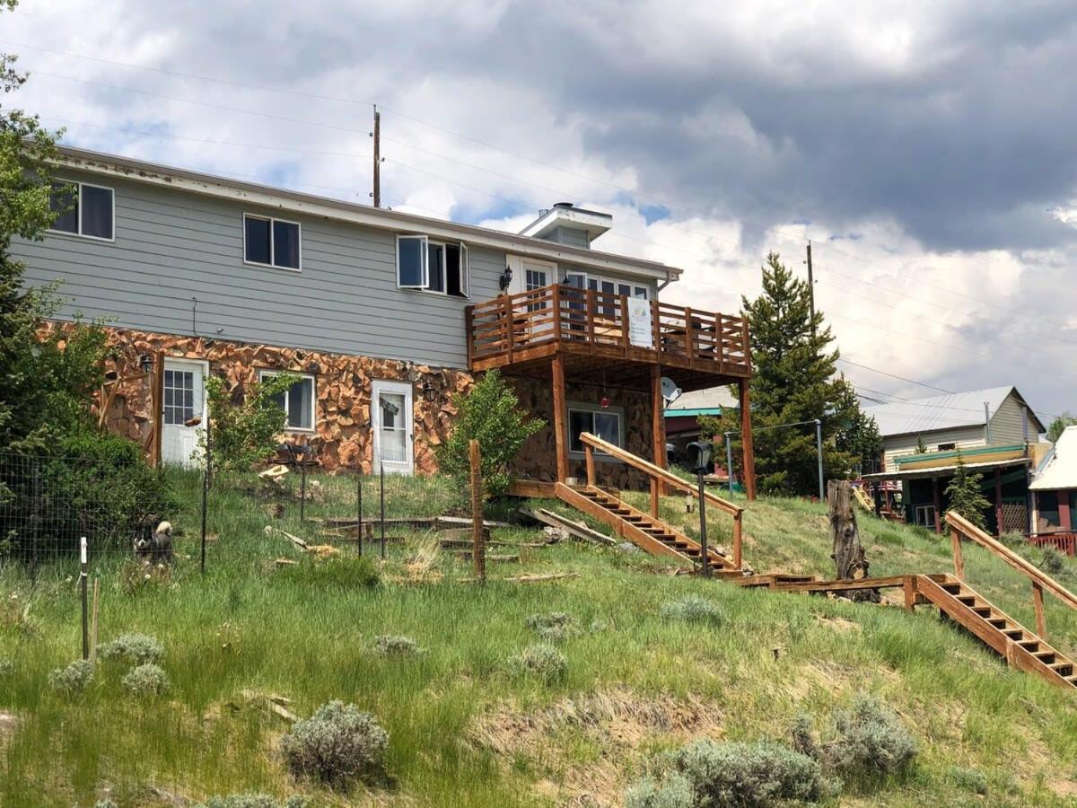 The Hilltop Haven W Hot Tub And The Views Holiday home Leadville
